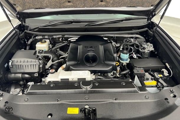 2023 Toyota Prado Kakadu image 25