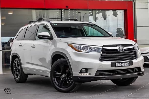 2016 Toyota KLUGER AWD GRANDE image 2
