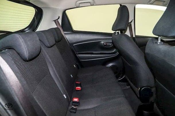 2018 Toyota YARIS Ascent image 11