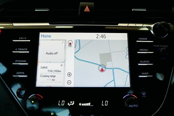 2018 Toyota Camry Ascent Sport image 14