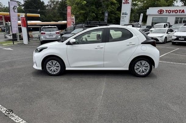 2023 Toyota Yaris Hatch Ascent Sport image 4