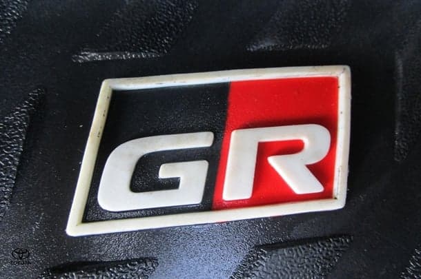 2024 Toyota Hilux GR-S image 27