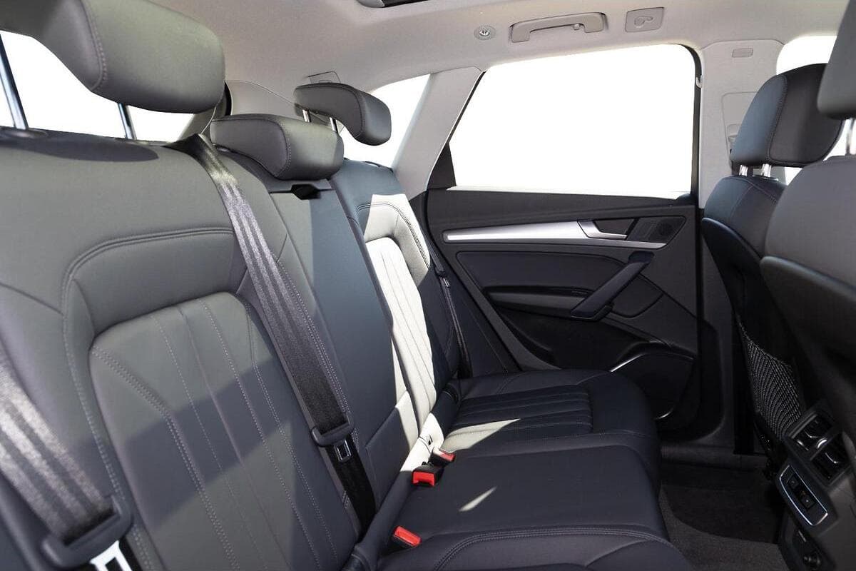 2025 Audi Q5 35 TDI Auto MY25 image 9