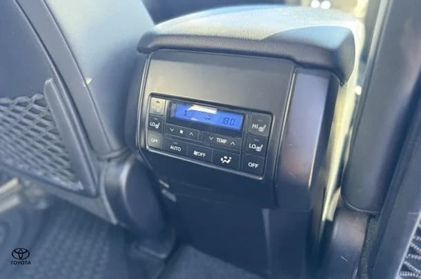 2022 Toyota Prado GXL image 17