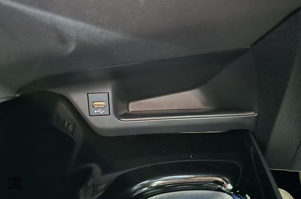 2021 Toyota C-HR Koba AWD image 25