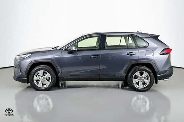 2023 Toyota Rav4 Hybrid GX image 5