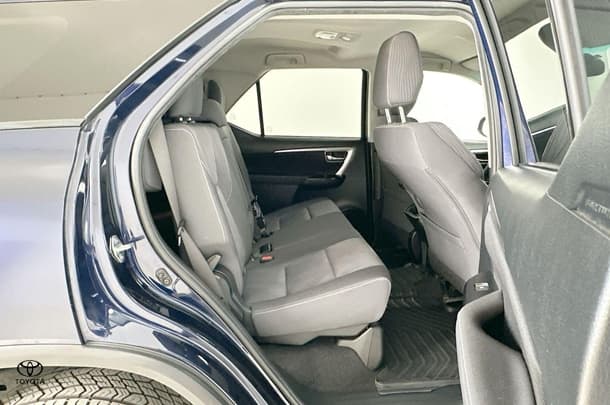 2021 Toyota Fortuner GXL image 17