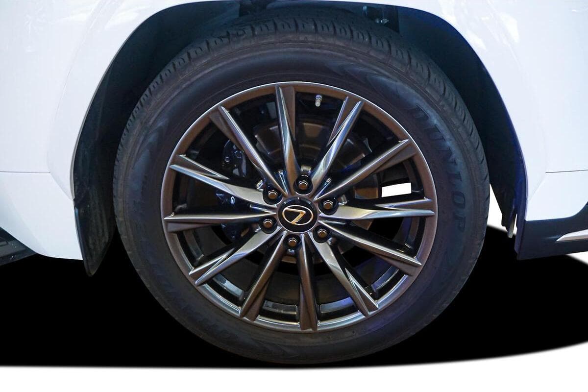 2025 Lexus LX LX500d F Sport Auto 4x4 image 19