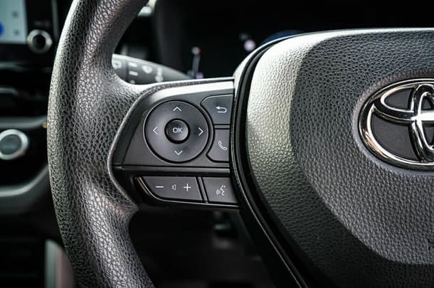 2024 Toyota Corolla Cross GX image 15