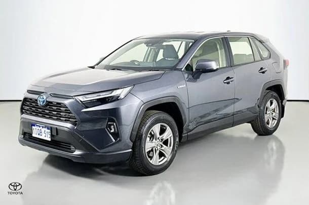 2023 Toyota Rav4 Hybrid GX image 4