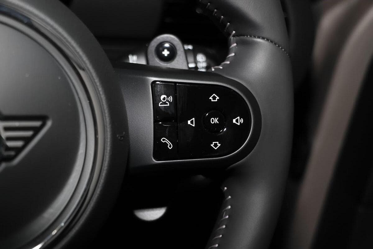 2024 MINI Clubman Cooper S Classic Auto image 15