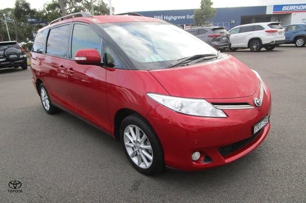 2019 Toyota Tarago GLX image 1