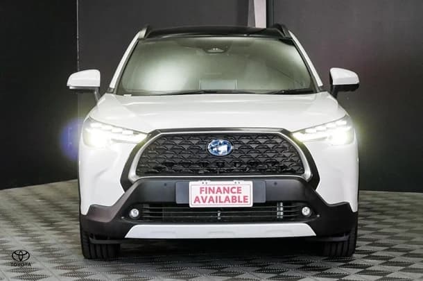 2023 Toyota Corolla Cross HV Atmos image 2