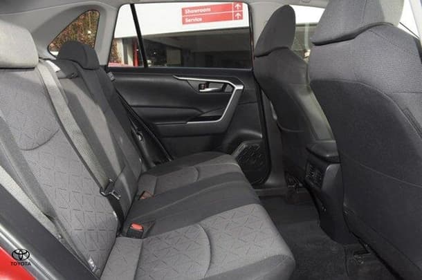 2020 Toyota RAV4 Hybrid GXL AWD image 7
