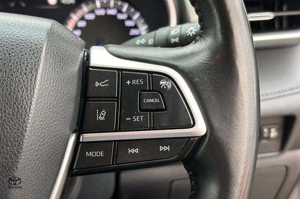 2023 Toyota Kluger Hybrid GX AWD image 16