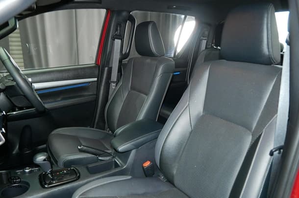 2024 Toyota Hilux 4x4 Rogue image 24