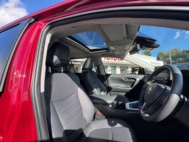 2023 Toyota RAV4 Cruiser 2WD image 16