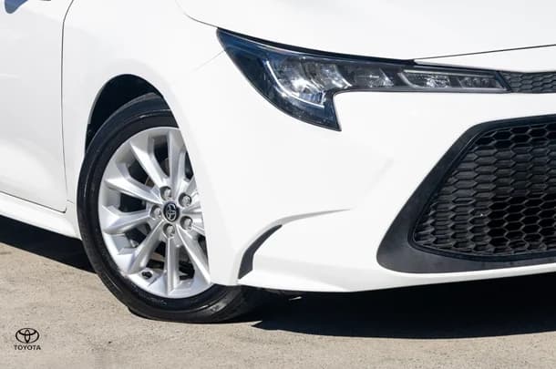 2021 Toyota Corolla Ascent Sport image 6