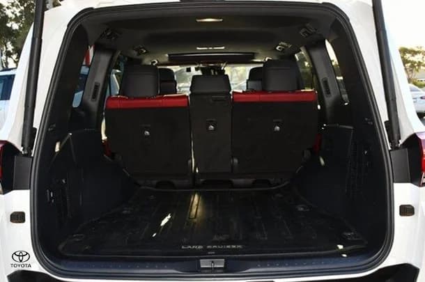 2024 Toyota Landcruiser Sahara ZX image 19