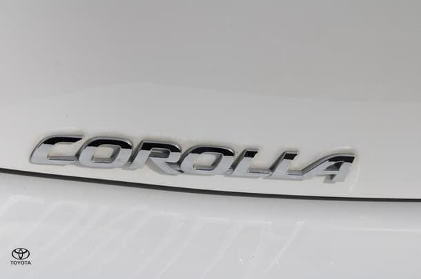 2024 Toyota Corolla Hatch Hybrid Ascent Sport image 14