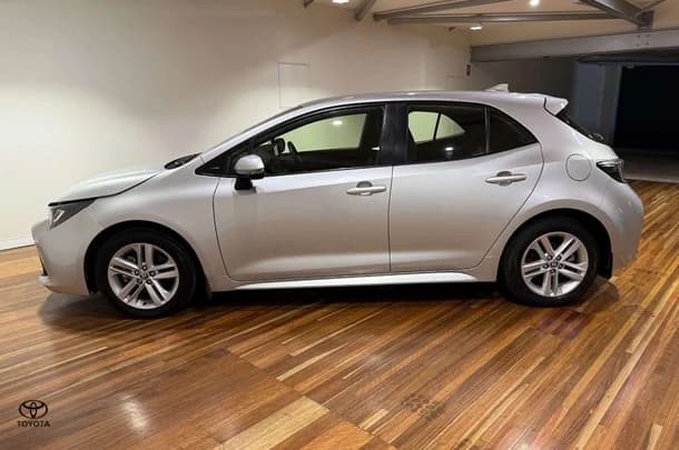 2021 Toyota Corolla Ascent Sport image 6