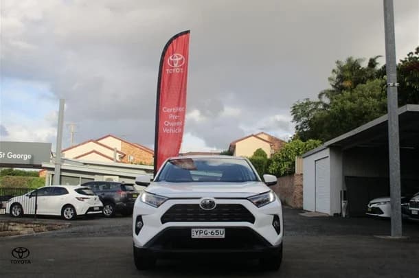 2019 Toyota RAV4 GX-2WD image 2