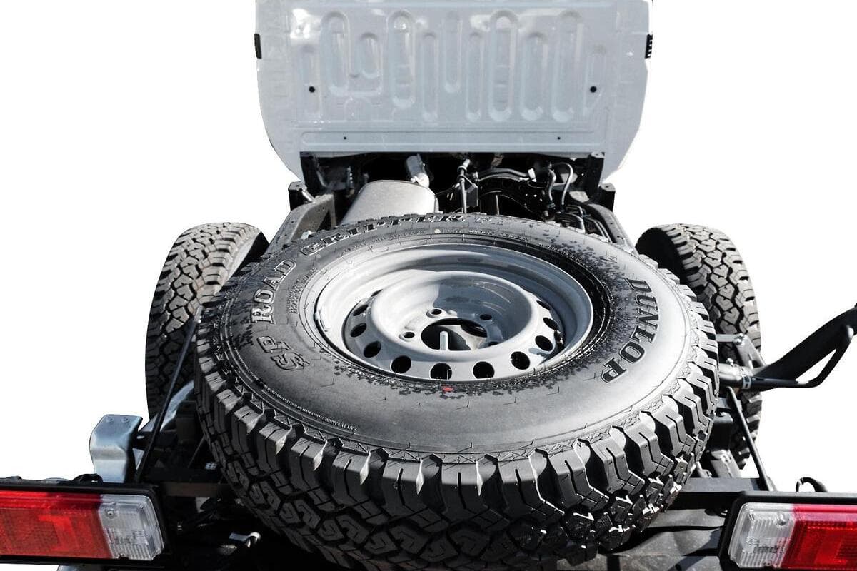 2024 Toyota Landcruiser Workmate Manual 4x4 image 9