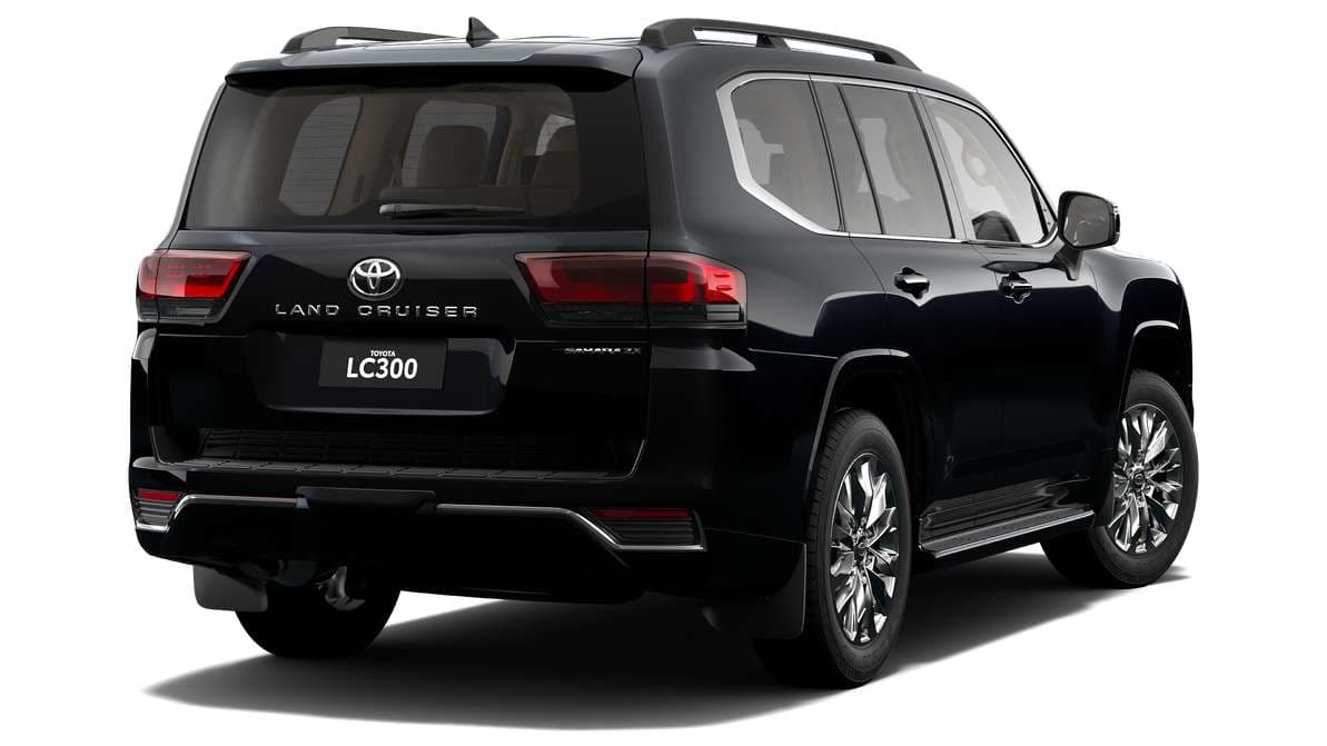2025 Toyota LandCruiser 300 Sahara ZX Automatic image 3