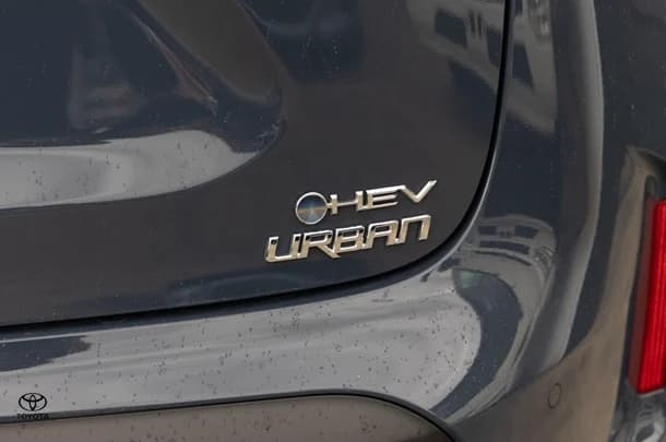 2024 Toyota Yaris Cross Hybrid Urban image 19