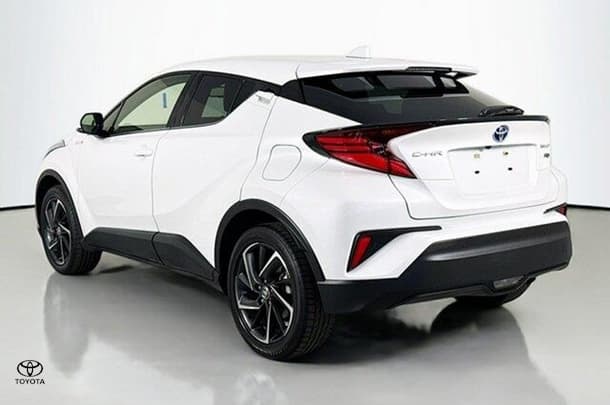 2022 Toyota C-HR Hybrid Koba 2WD image 6