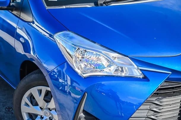 2019 Toyota Yaris ASCENT image 6