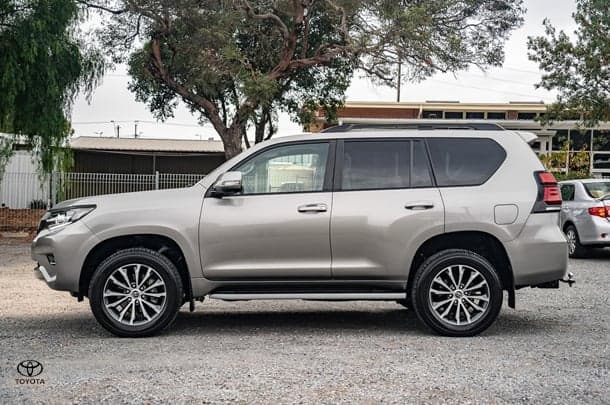 2022 Toyota PRADO Kakadu image 38