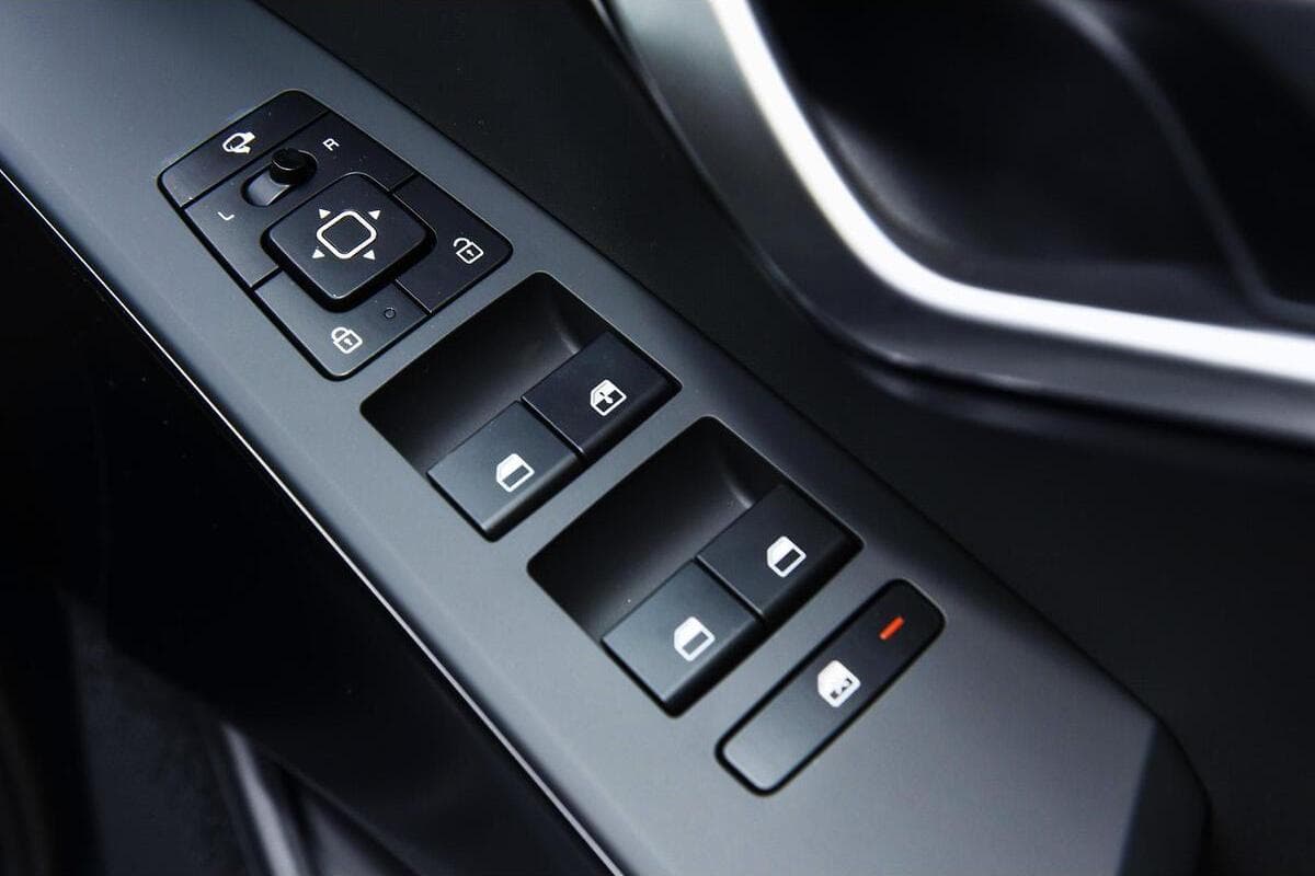 2024 Kia Niro HEV S Auto 2WD MY25 image 17