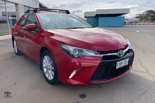2016 Toyota Camry Atara S image 7