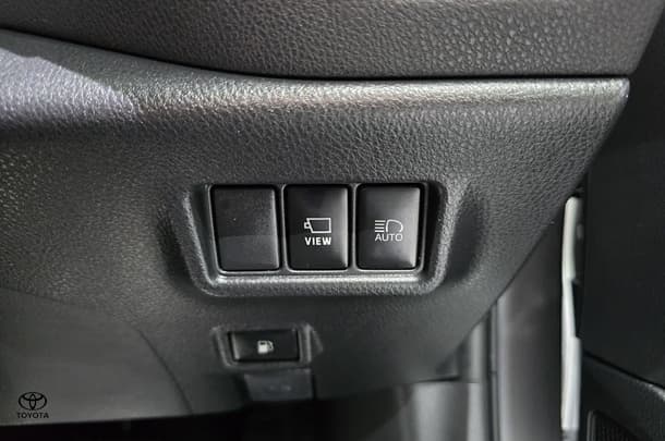 2021 Toyota C-HR Koba AWD image 21
