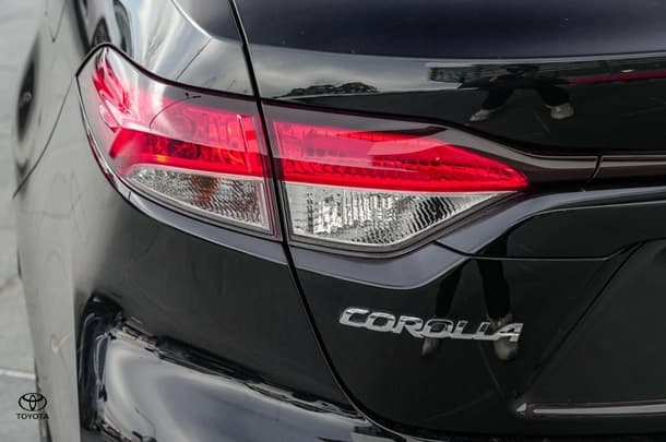 2024 Toyota Corolla Sedan Hybrid ZR image 19