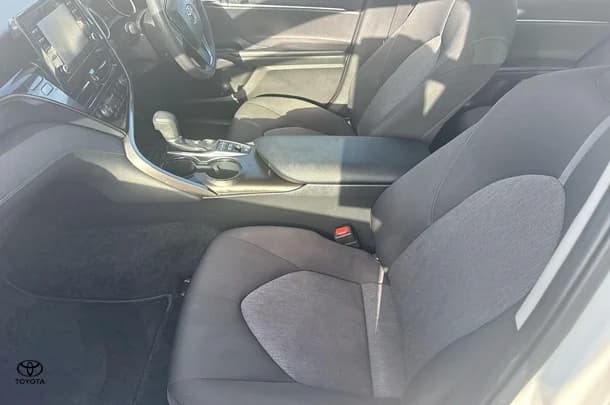 2021 Toyota Camry Hybrid Ascent image 24