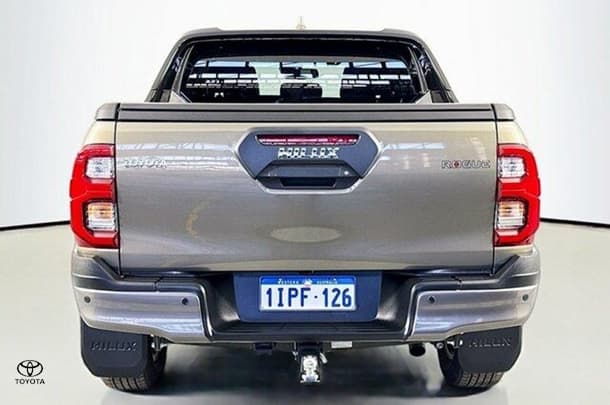 2023 Toyota Hilux Rogue image 10