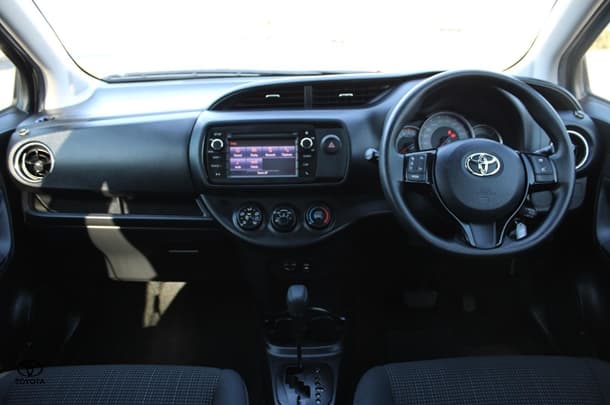 2019 Toyota Yaris Ascent image 14