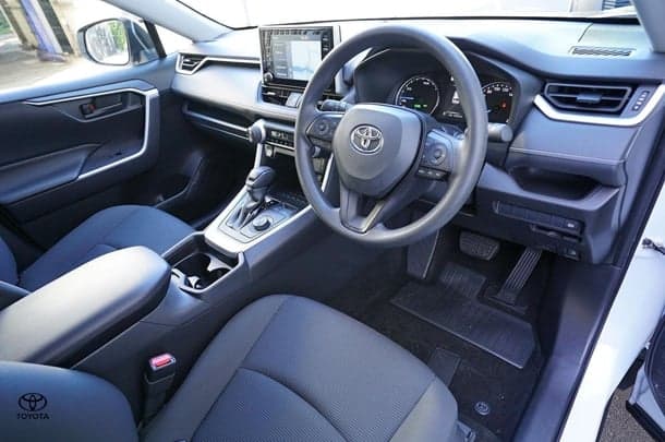 2019 Toyota RAV4 Hybrid GX AWD image 9