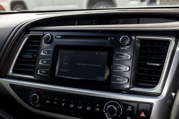 2017 Toyota KLUGER GX AWD image 15