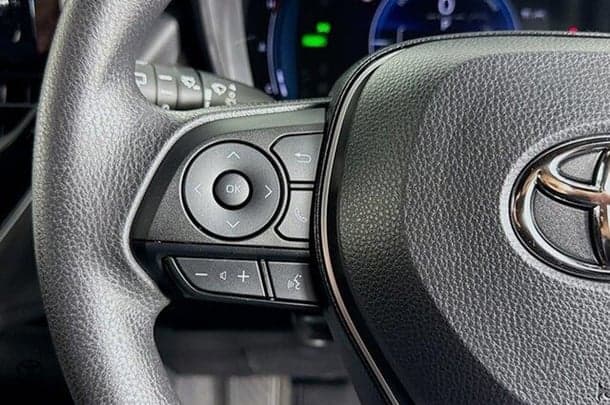 2025 Toyota Corolla Ascent Sport image 18