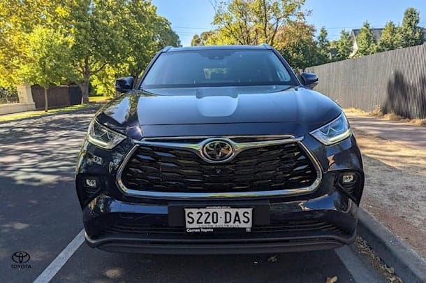 2023 Toyota Kluger AWD GRANDE image 2
