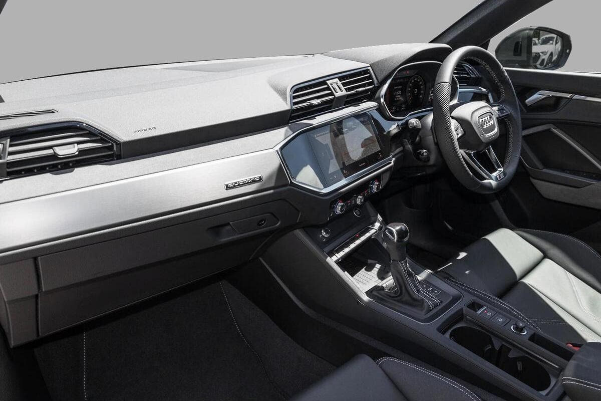2025 Audi Q3 40 TFSI S Line Auto quattro MY25 image 7