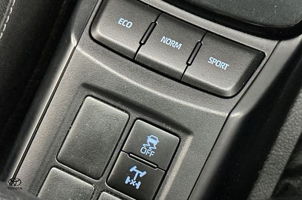 2021 Toyota Fortuner GXL image 26