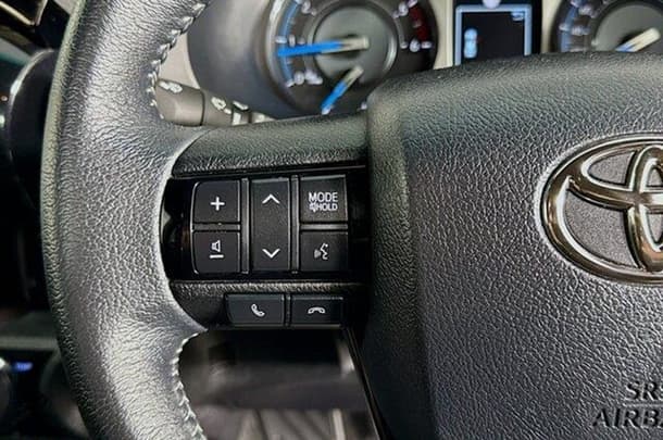 2023 Toyota Hilux Rogue image 18
