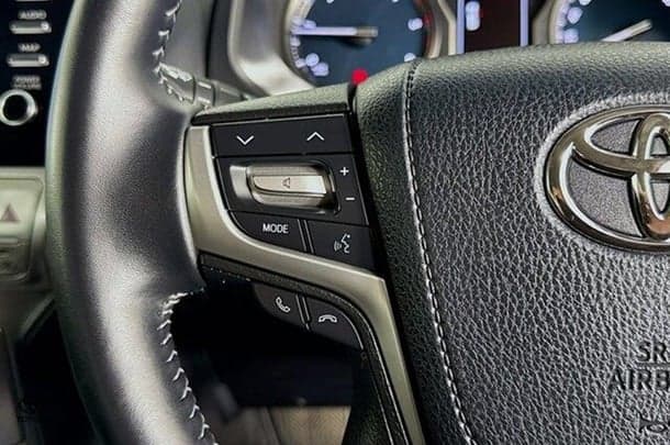 2022 Toyota Prado GXL image 17