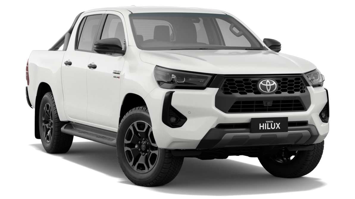 2024 Toyota Hilux 4x4 SR5 Double-Cab Pick-Up image 1