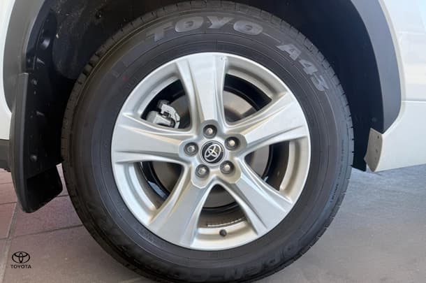2024 Toyota Kluger Hybrid GX AWD image 12