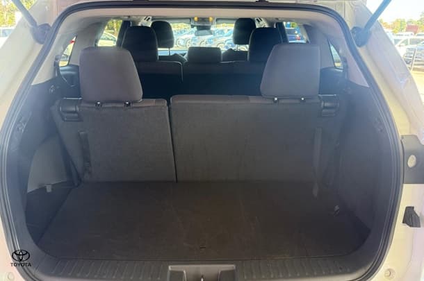 2024 Toyota Kluger Hybrid GX AWD image 10
